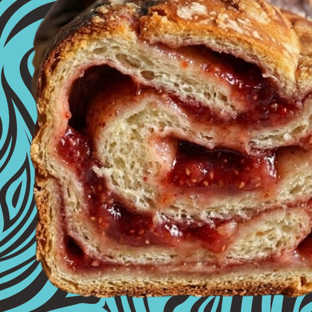 8" Strawberry Babka